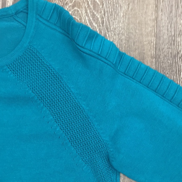 Tribal LS Sweater - Picture 2 of 3